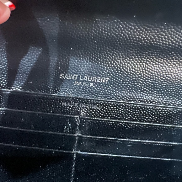 YSL Cassandre envelope flap wallet on chain - Picture 8 of 14